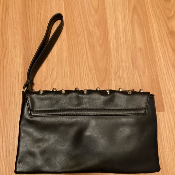 🎉BOGO! Faux leather hand bag in excellent condition with studded features - Picture 2 of 2